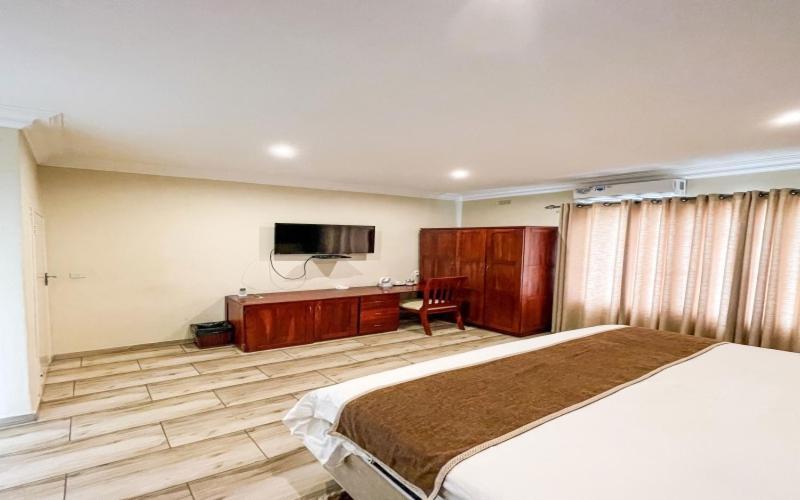 Pemabwe Guest Lodge Harare Exterior foto